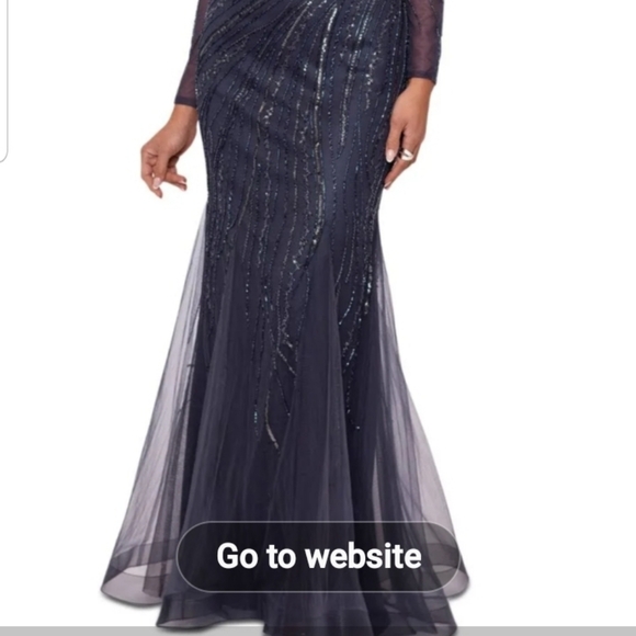 Elegant Charcoal Evening Gown - Picture 4 of 4